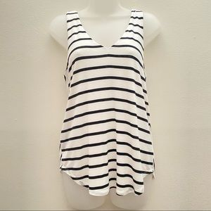 Athleta Striped Women’s V-Neck Tank Lined Size XS